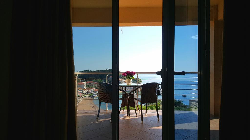 Apartments Rino Lux Sveti Stefan Exterior photo
